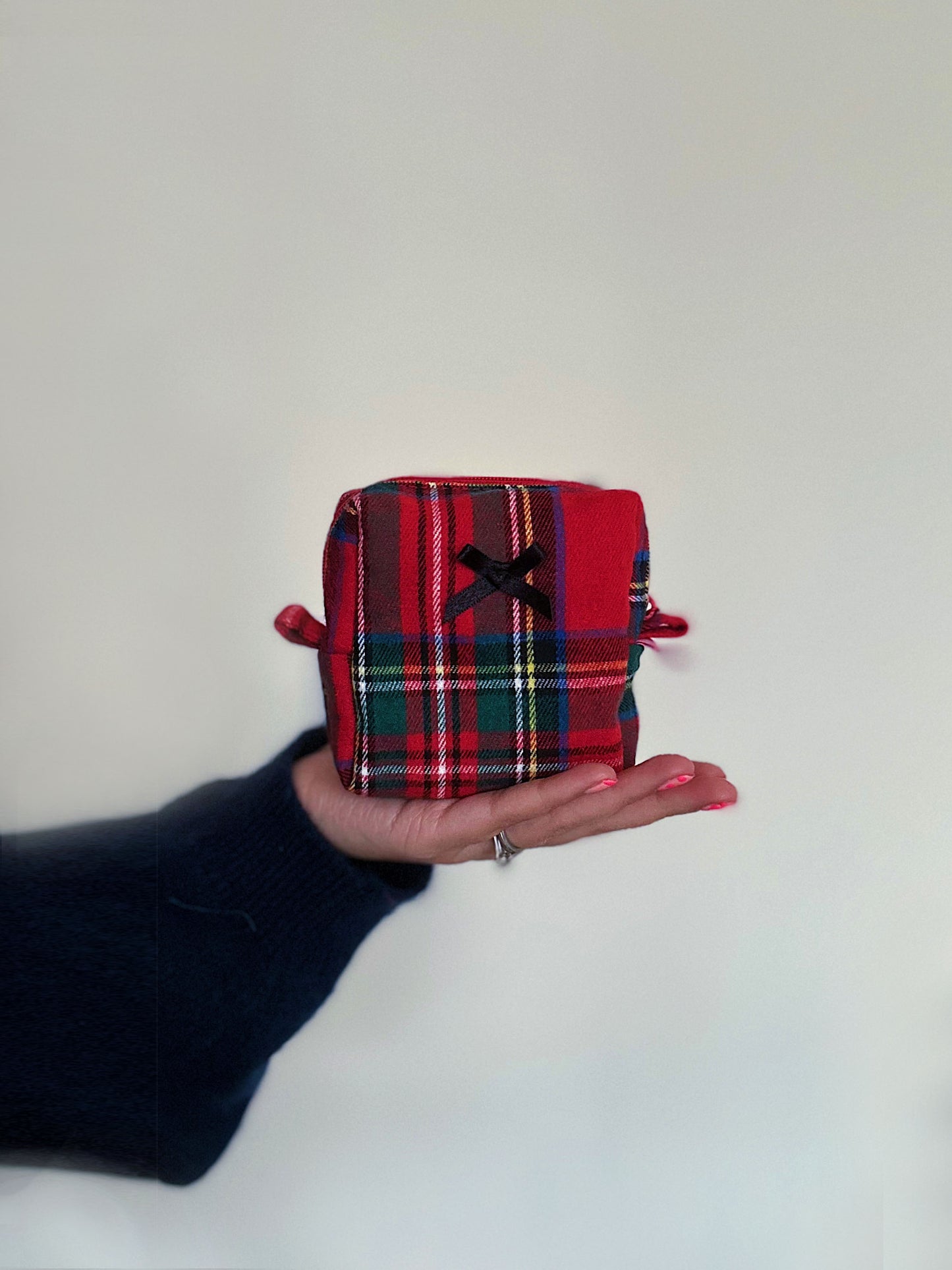 Red tartan large makeup bag with black embroidered lace ruffles and bow, padded Christmas cosmetic pouch.