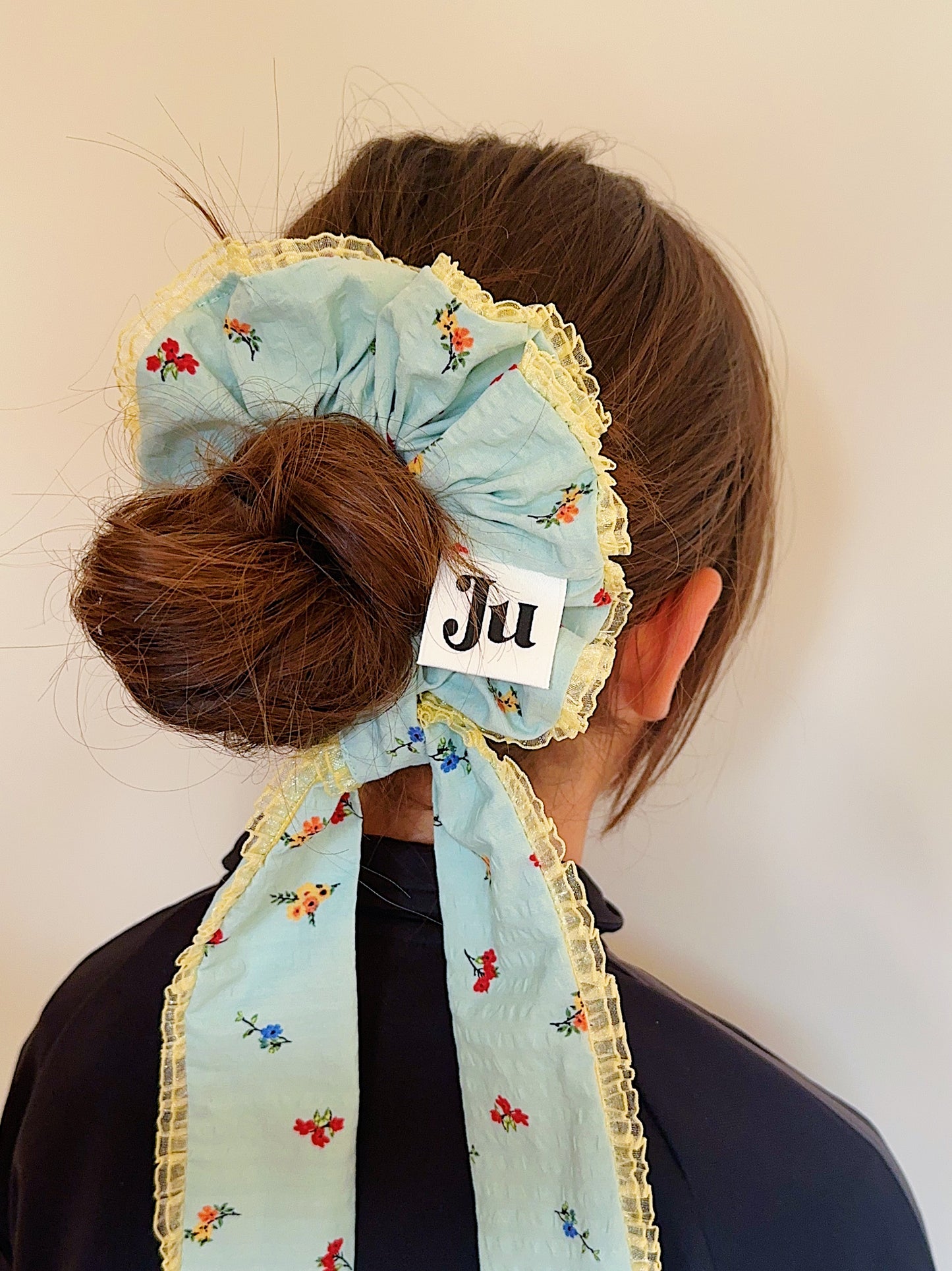 Large Scrunchies with long tail bow, 2 Way Scrunchie