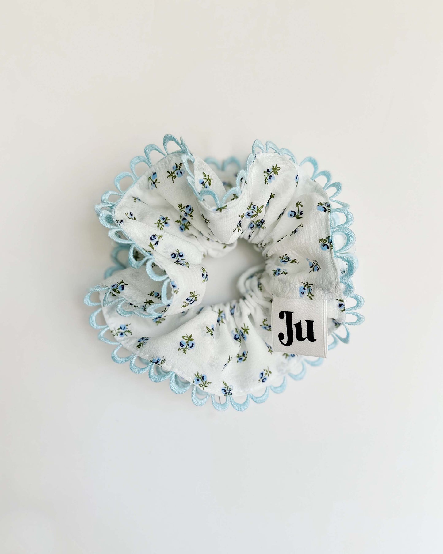 Jumbo scallop floral scrunchies