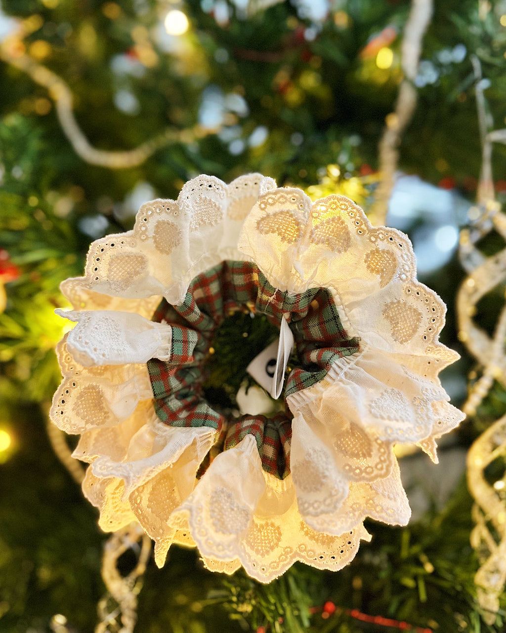 Voluminous White Lace Ruffle Scrunchie with Green & Red Tartan Detail - Classic Holiday Elegance