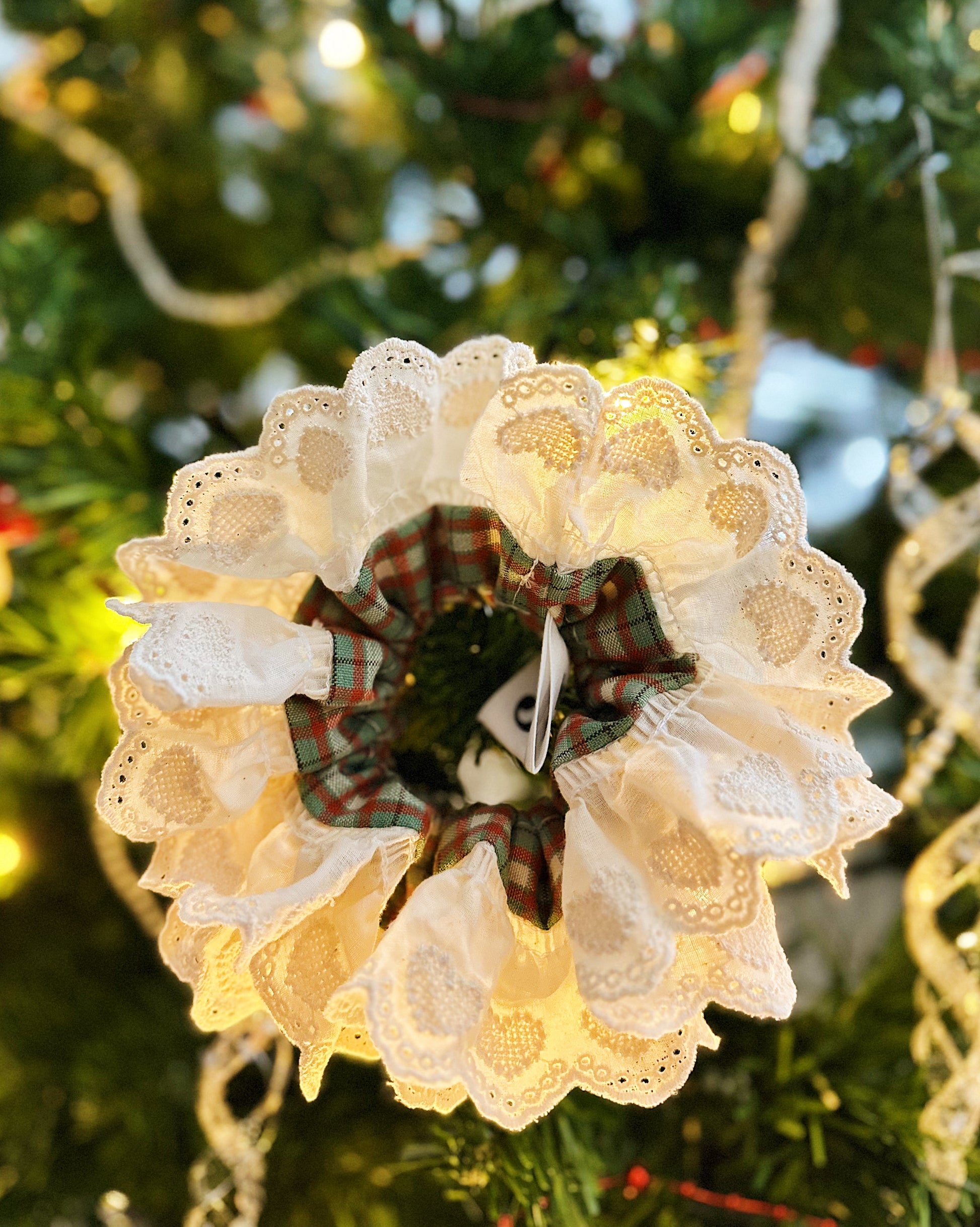 Voluminous White Lace Ruffle Scrunchie with Green & Red Tartan Detail - Classic Holiday Elegance