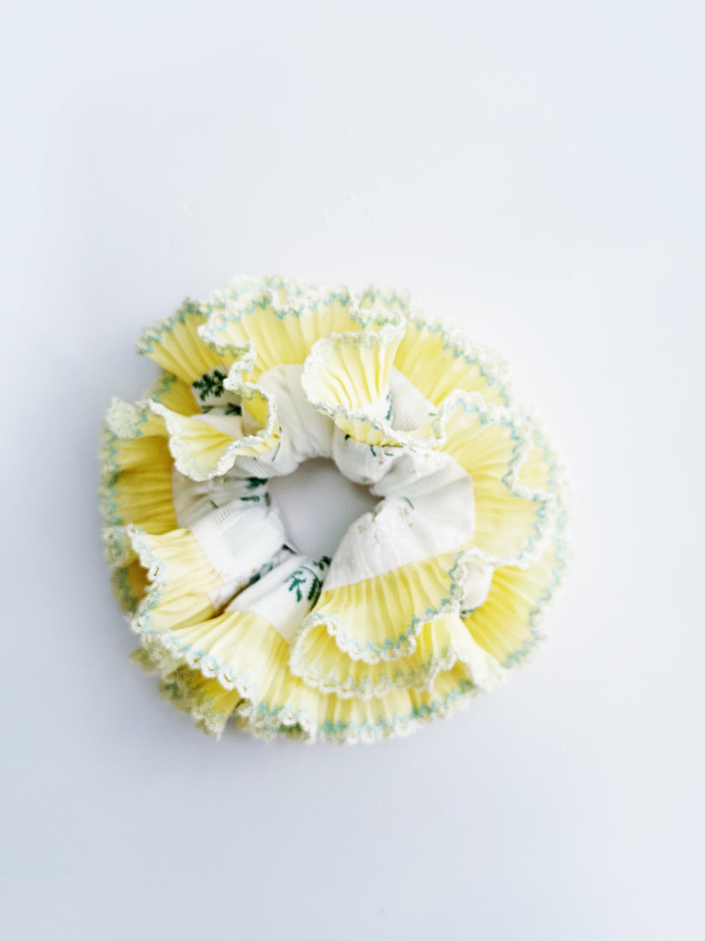 Statement white floral with ruffle pleats Scrunchies