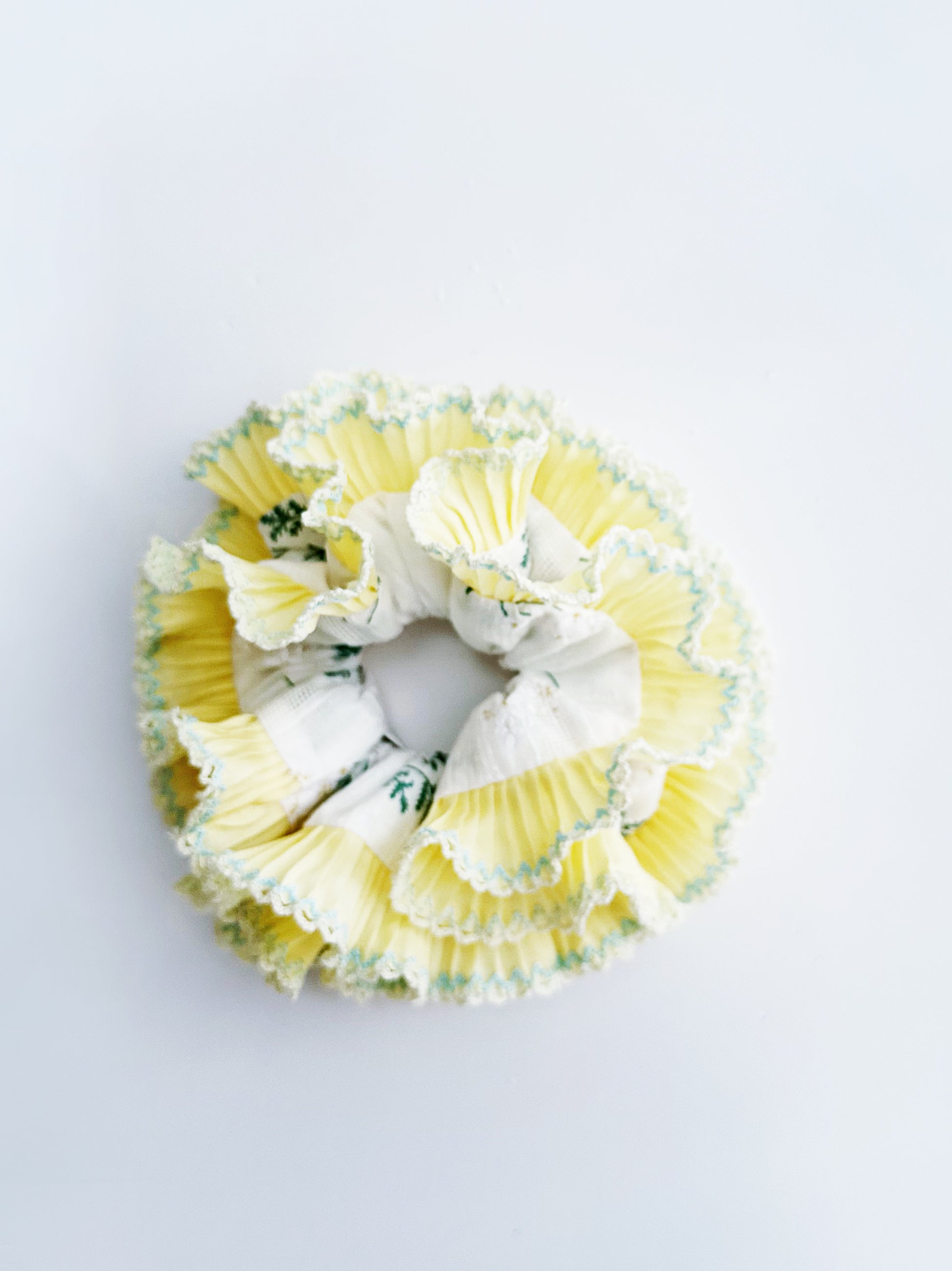 Statement white floral with ruffle pleats Scrunchies