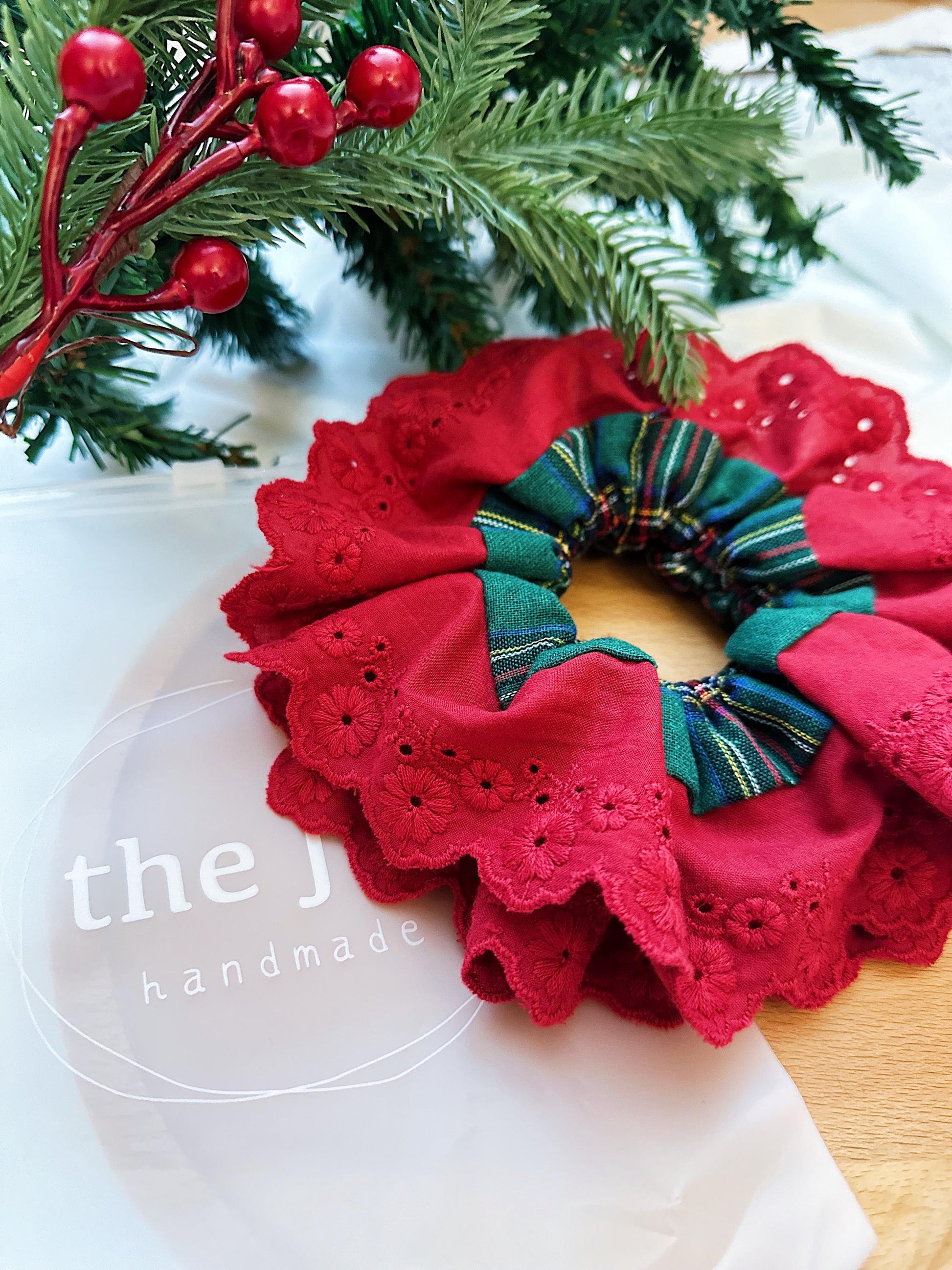 Christmasy Scrunchies, Oversize Red Tartan Scrunchies, Double layer Scrunchies,Holiday GIft,Stocking fillers, Christmas stuffer Gift for her