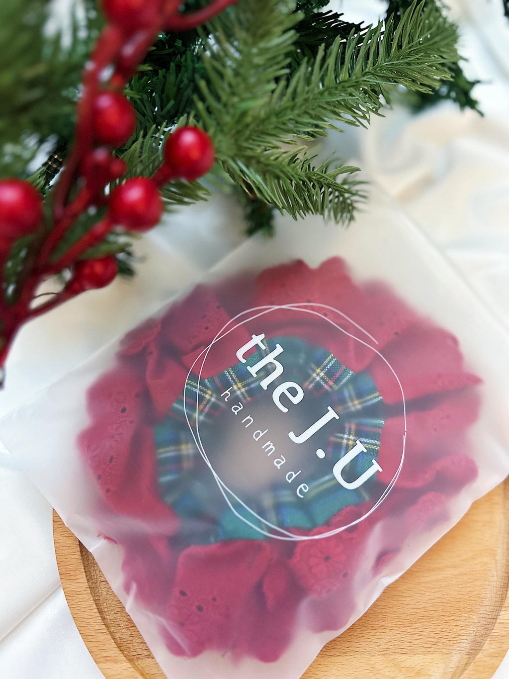 Christmasy Scrunchies, Oversize Red Tartan Scrunchies, Double layer Scrunchies,Holiday GIft,Stocking fillers, Christmas stuffer Gift for her