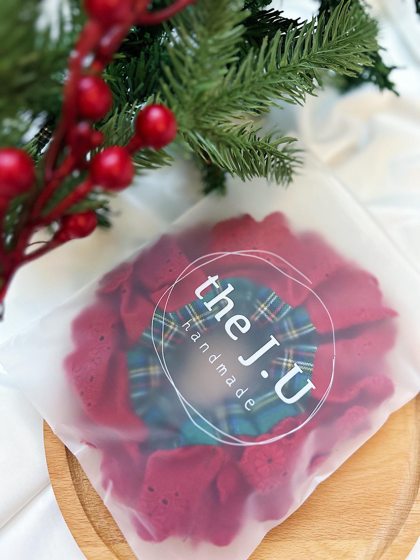 Christmasy Scrunchies, Oversize Red Tartan Scrunchies, Double layer Scrunchies,Holiday GIft,Stocking fillers, Christmas stuffer Gift for her